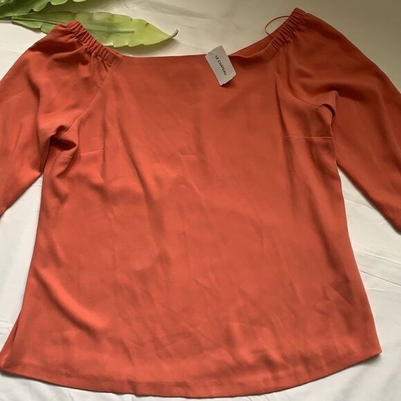 🌺nwt Le Chateau Off Shoulder Top🌺 - Picture 3 of 11